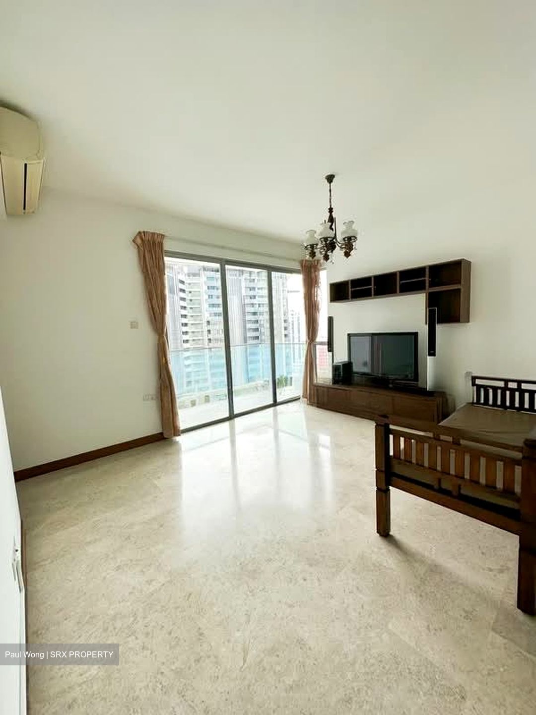Greenleaf Drive (D10), Condominium #568895061